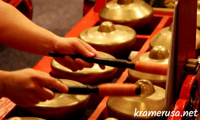 Mengenal Alat Musik Bonang dan Fungsinya