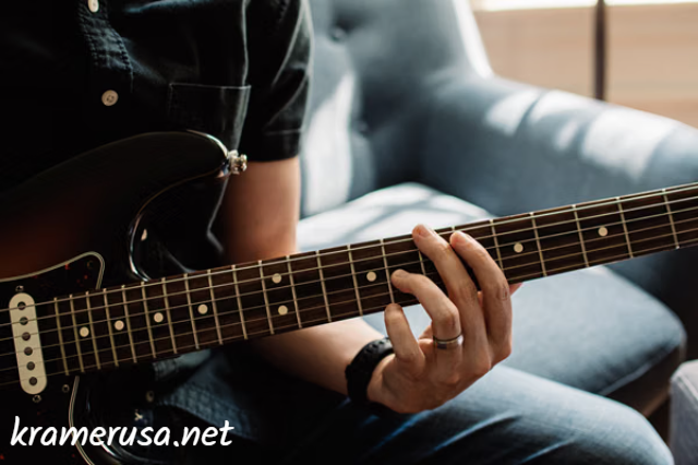 Sejarah Alat Musik Bass dan Perkembangannya